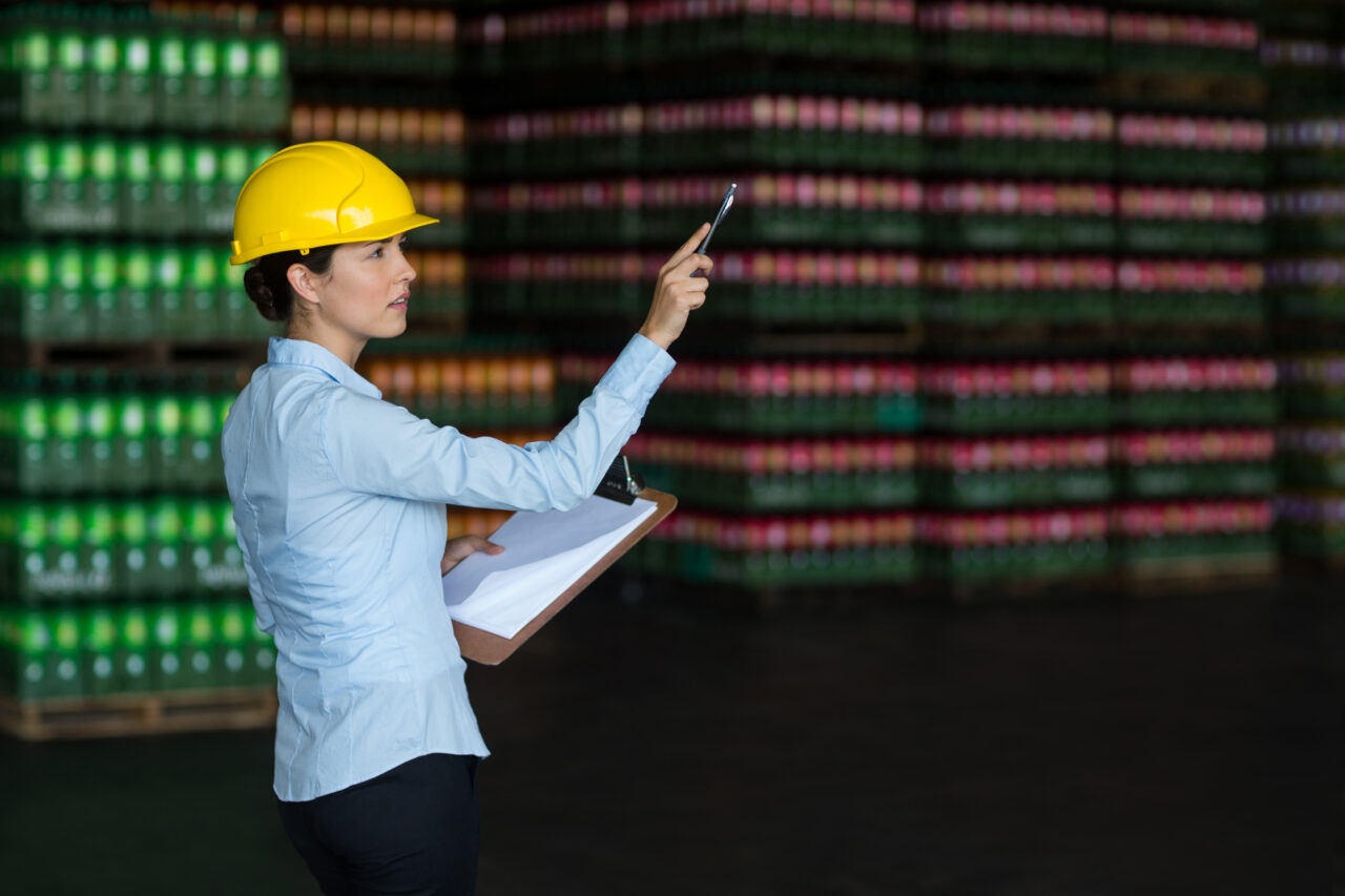 female-factory-worker-maintaining-record-on-clipbo-2026-01-09-09-16-39-utc-1280x853.jpg